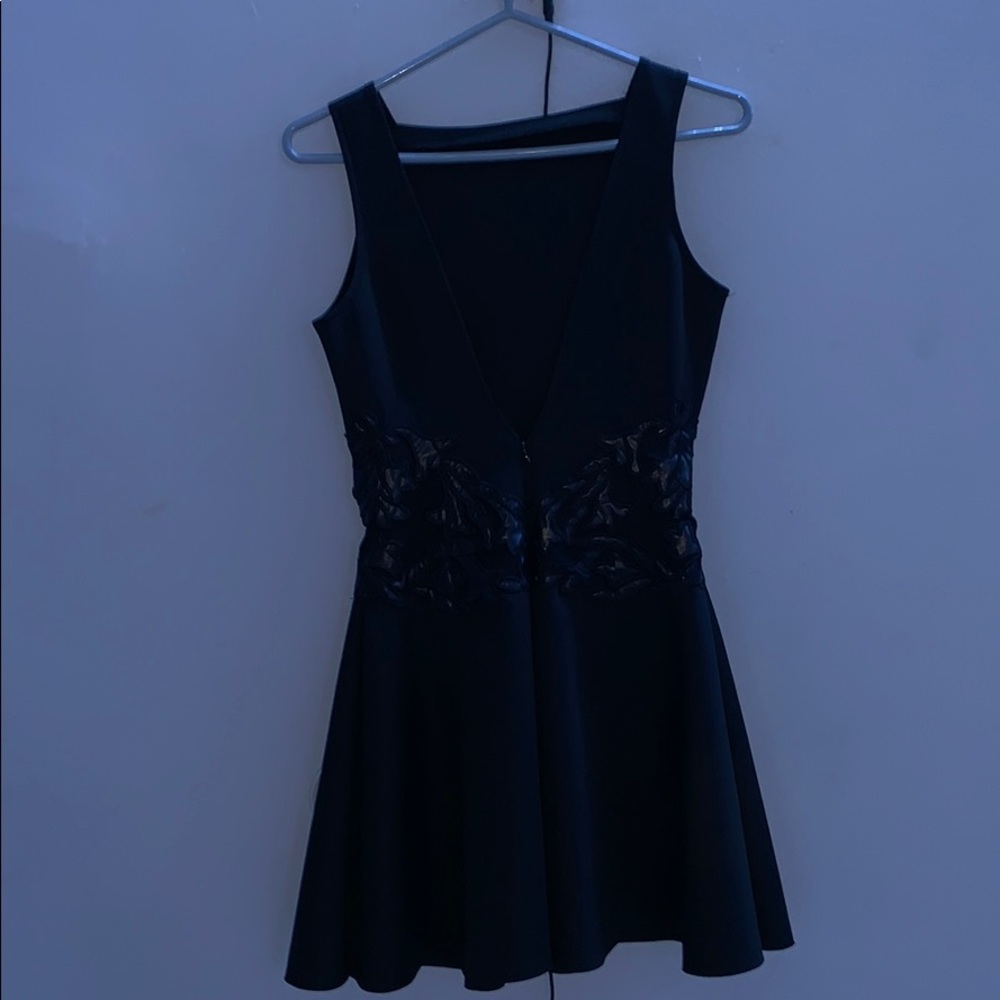 Dress - Picture 3 of 5